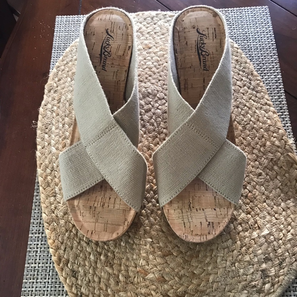 Wedge sandals